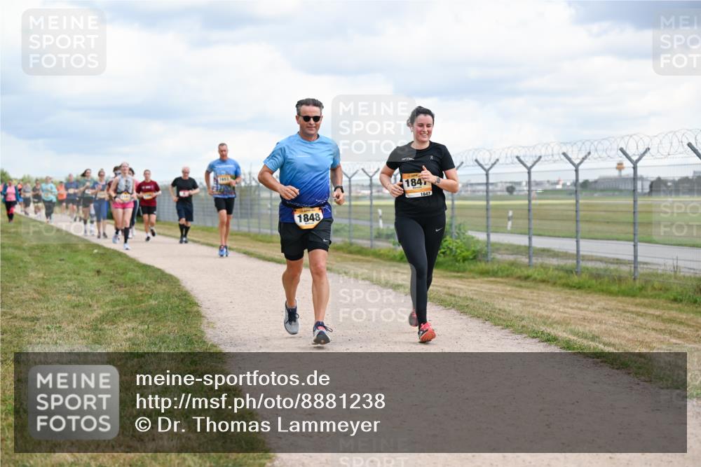 14.09.2025 - Airport Race Dr. Thomas Lammeyer http://msf.ph/oto/8881238 14.09.2025 12:32:31 Laufen 1848, 1847, 1847 meine-sportfotos.de