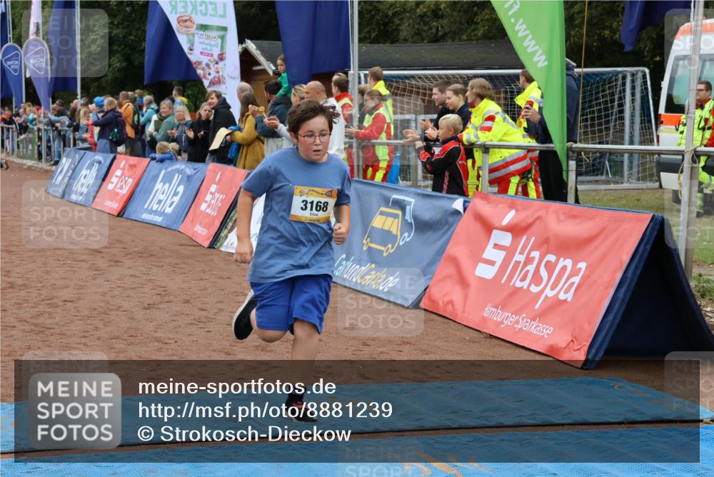 14.09.2025 - Airport Race Strokosch-Dieckow http://msf.ph/oto/8881239 14.09.2025 10:11:59 Ziel 3168 meine-sportfotos.de