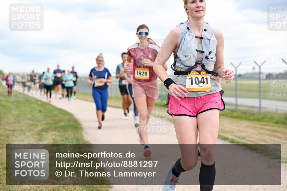 14.09.2025 - Airport Race Dr. Thomas Lammeyer http://msf.ph/oto/8881297 14.09.2025 12:32:40 Laufen 1928, 1041 meine-sportfotos.de