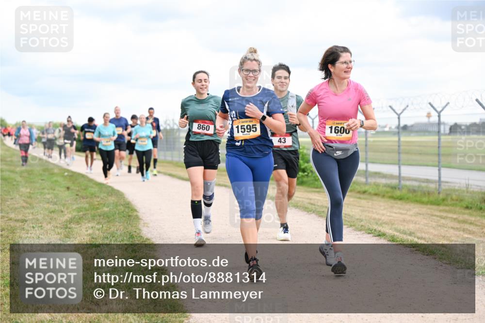 14.09.2025 - Airport Race Dr. Thomas Lammeyer http://msf.ph/oto/8881314 14.09.2025 12:32:42 Laufen 860, 1595, 43, 1600 meine-sportfotos.de