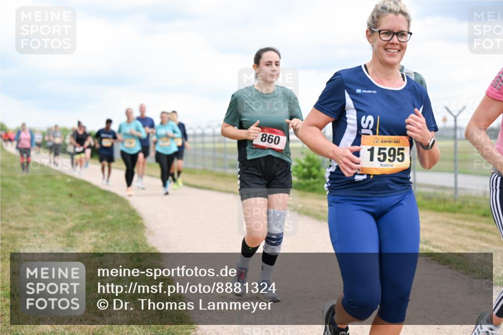 14.09.2025 - Airport Race Dr. Thomas Lammeyer http://msf.ph/oto/8881324 14.09.2025 12:32:43 Laufen 860, 1595 meine-sportfotos.de