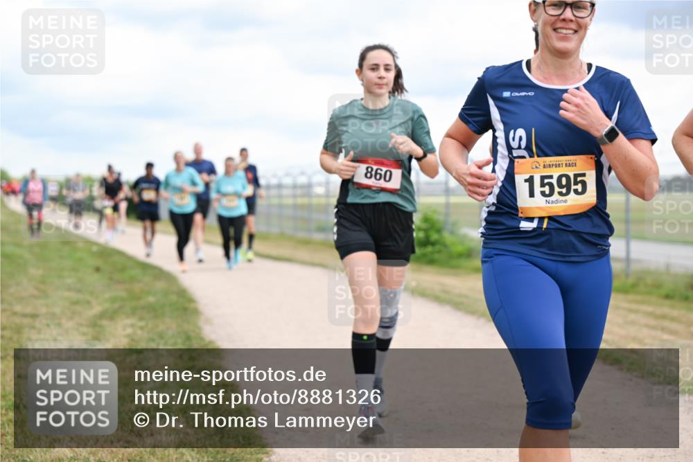 14.09.2025 - Airport Race Dr. Thomas Lammeyer http://msf.ph/oto/8881326 14.09.2025 12:32:43 Laufen 860, 1595 meine-sportfotos.de