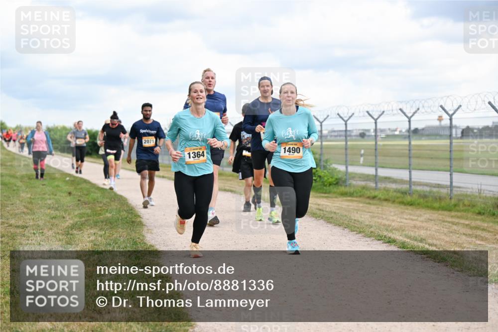 14.09.2025 - Airport Race Dr. Thomas Lammeyer http://msf.ph/oto/8881336 14.09.2025 12:32:47 Laufen 2071, 1364, 1490 meine-sportfotos.de