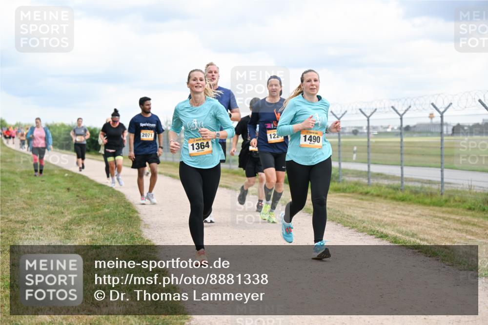 14.09.2025 - Airport Race Dr. Thomas Lammeyer http://msf.ph/oto/8881338 14.09.2025 12:32:47 Laufen 2071, 122, 1364, 1490 meine-sportfotos.de