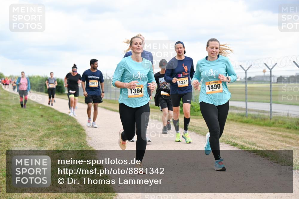 14.09.2025 - Airport Race Dr. Thomas Lammeyer http://msf.ph/oto/8881342 14.09.2025 12:32:48 Laufen 2071, 1364, 1221, 1490 meine-sportfotos.de