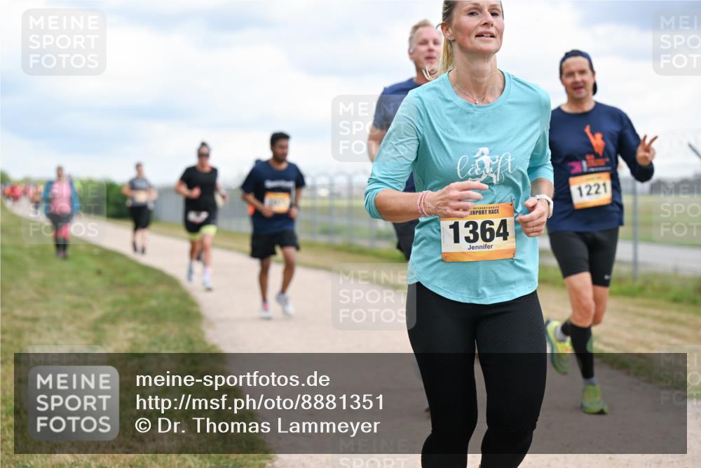 14.09.2025 - Airport Race Dr. Thomas Lammeyer http://msf.ph/oto/8881351 14.09.2025 12:32:49 Laufen 1364, 1221 meine-sportfotos.de