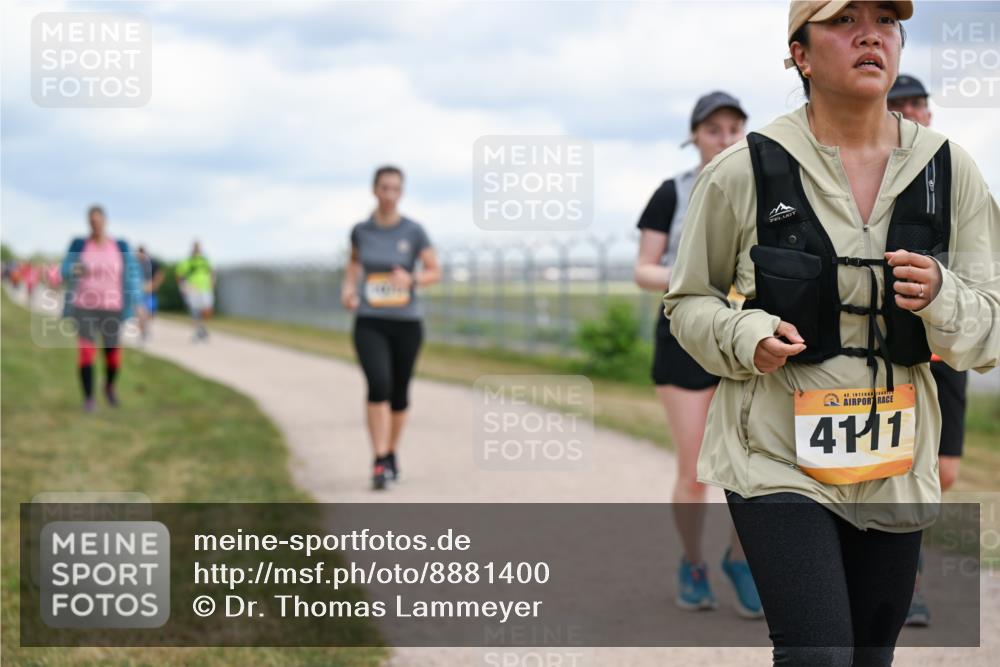 14.09.2025 - Airport Race Dr. Thomas Lammeyer http://msf.ph/oto/8881400 14.09.2025 12:32:55 Laufen 42, 4111 meine-sportfotos.de