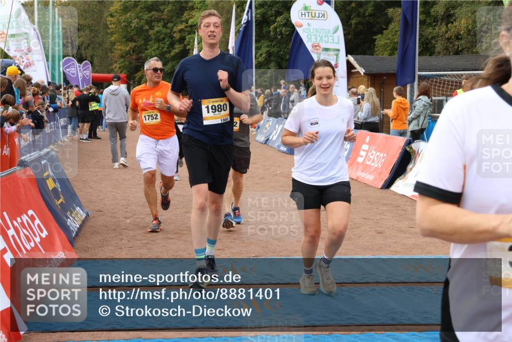 14.09.2025 - Airport Race Strokosch-Dieckow http://msf.ph/oto/8881401 14.09.2025 12:42:06 Ziel 377, 598, 999, 1192, 1494, 1558, 1681, 1752, 1998, 4015 meine-sportfotos.de