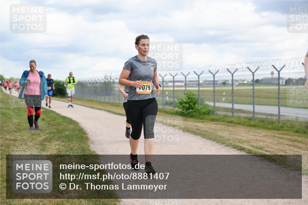 14.09.2025 - Airport Race Dr. Thomas Lammeyer http://msf.ph/oto/8881407 14.09.2025 12:32:56 Laufen 079 meine-sportfotos.de