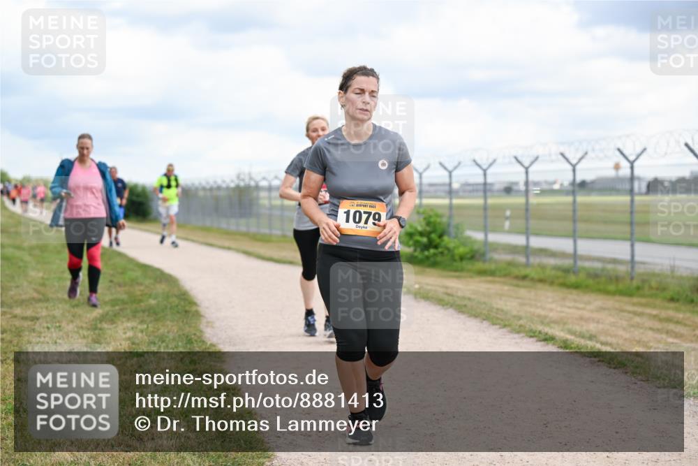 14.09.2025 - Airport Race Dr. Thomas Lammeyer http://msf.ph/oto/8881413 14.09.2025 12:32:56 Laufen 1079 meine-sportfotos.de