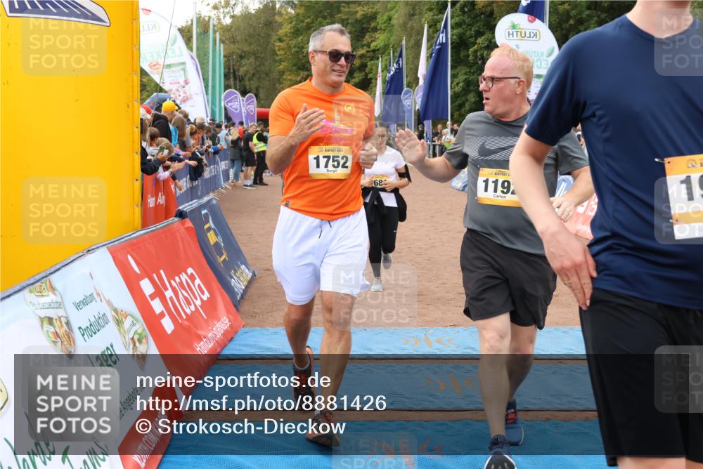 14.09.2025 - Airport Race Strokosch-Dieckow http://msf.ph/oto/8881426 14.09.2025 12:42:08 Ziel 377, 598, 958, 999, 1192, 1681, 1752, 1998, 4015 meine-sportfotos.de