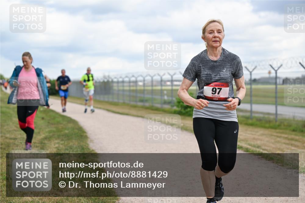 14.09.2025 - Airport Race Dr. Thomas Lammeyer http://msf.ph/oto/8881429 14.09.2025 12:32:58 Laufen 97 meine-sportfotos.de