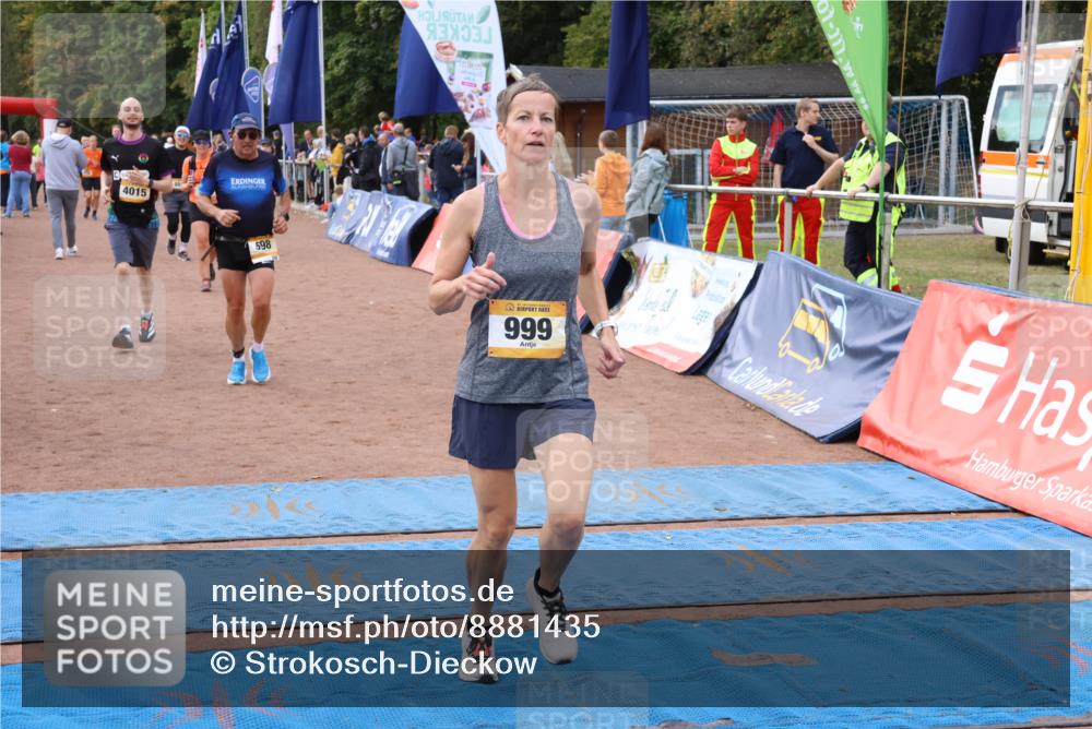 14.09.2025 - Airport Race Strokosch-Dieckow http://msf.ph/oto/8881435 14.09.2025 12:42:13 Ziel 597, 598, 958, 999, 1681, 1946, 4014, 4015 meine-sportfotos.de