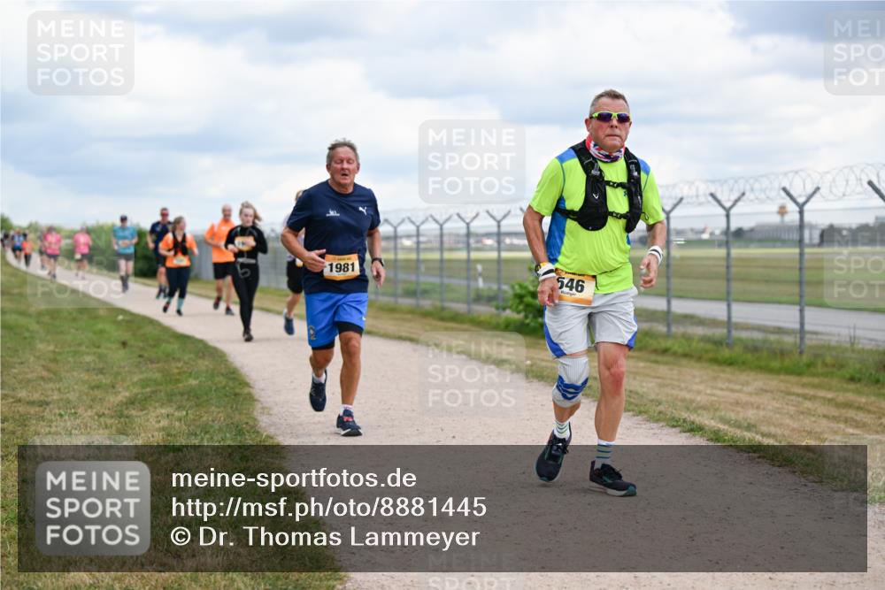 14.09.2025 - Airport Race Dr. Thomas Lammeyer http://msf.ph/oto/8881445 14.09.2025 12:33:04 Laufen 1981, 546 meine-sportfotos.de