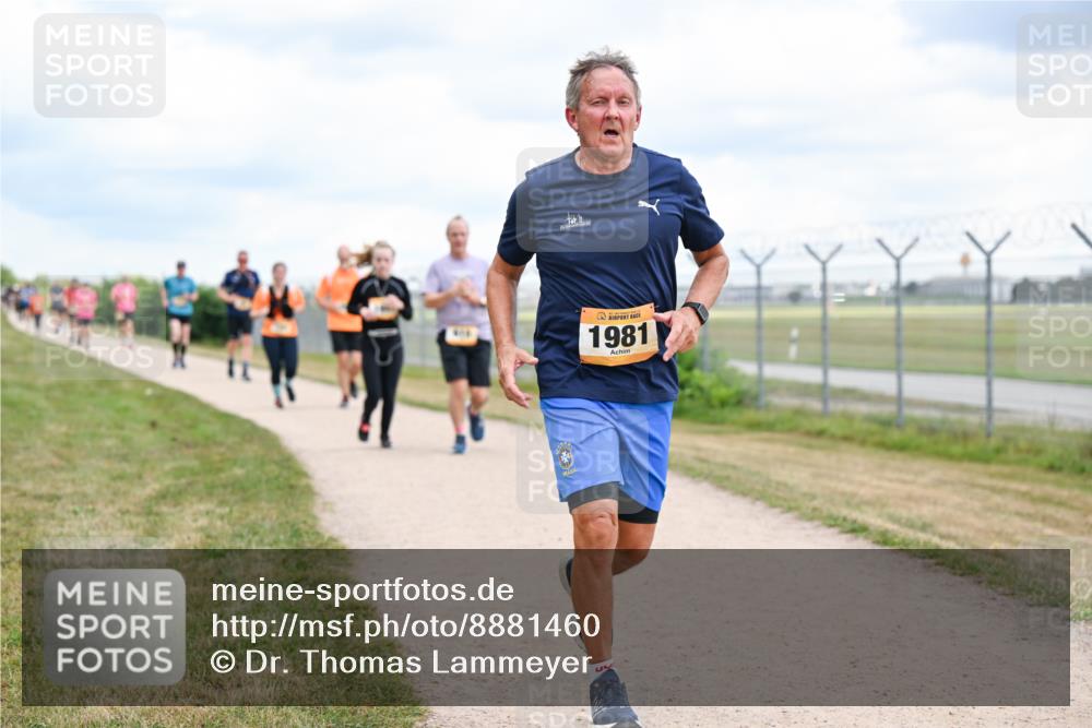 14.09.2025 - Airport Race Dr. Thomas Lammeyer http://msf.ph/oto/8881460 14.09.2025 12:33:06 Laufen 1981 meine-sportfotos.de