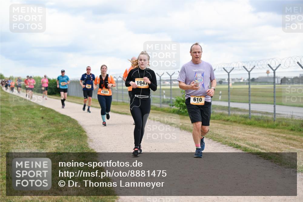 14.09.2025 - Airport Race Dr. Thomas Lammeyer http://msf.ph/oto/8881475 14.09.2025 12:33:09 Laufen 1391, 1947, 610 meine-sportfotos.de