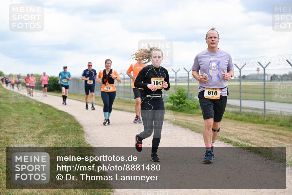 14.09.2025 - Airport Race Dr. Thomas Lammeyer http://msf.ph/oto/8881480 14.09.2025 12:33:10 Laufen 1391, 1947, 610 meine-sportfotos.de