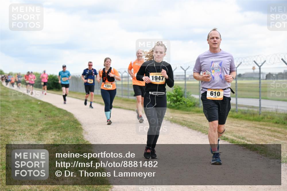 14.09.2025 - Airport Race Dr. Thomas Lammeyer http://msf.ph/oto/8881482 14.09.2025 12:33:10 Laufen 1391, 1947, 610 meine-sportfotos.de