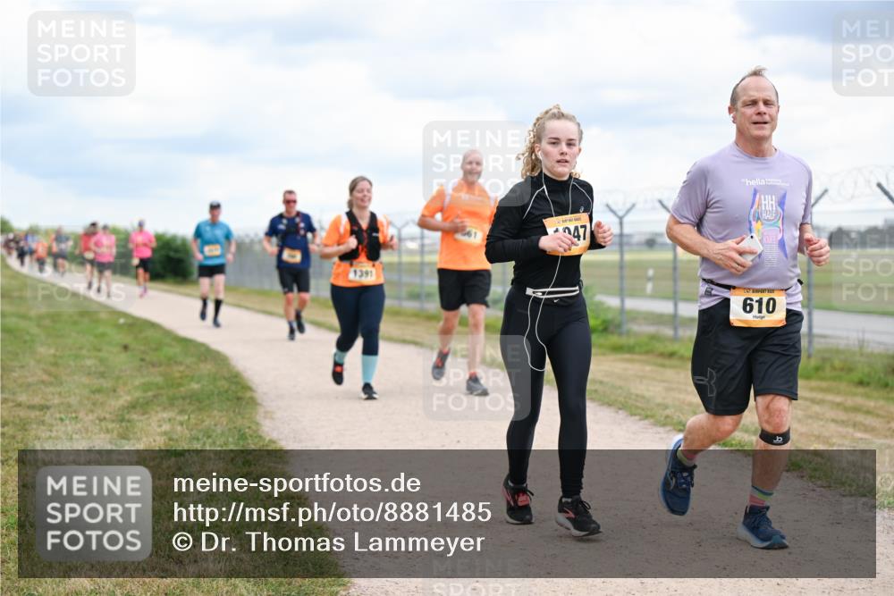 14.09.2025 - Airport Race Dr. Thomas Lammeyer http://msf.ph/oto/8881485 14.09.2025 12:33:10 Laufen 1391, 47, 610 meine-sportfotos.de