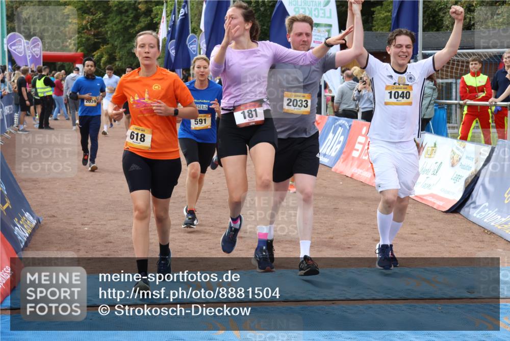 14.09.2025 - Airport Race Strokosch-Dieckow http://msf.ph/oto/8881504 14.09.2025 12:42:25 Ziel 143, 155, 181, 591, 618, 962, 1007, 1040, 1579, 1705, 2033, 2039, 4227 meine-sportfotos.de