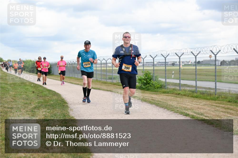 14.09.2025 - Airport Race Dr. Thomas Lammeyer http://msf.ph/oto/8881523 14.09.2025 12:33:14 Laufen 1818, 390 meine-sportfotos.de