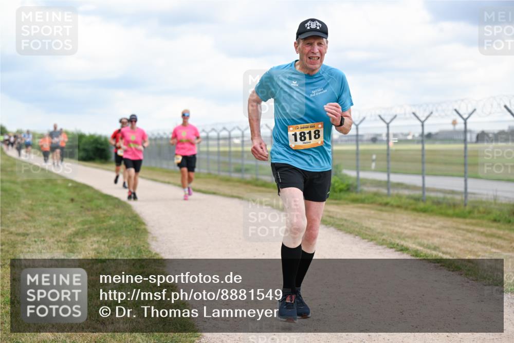 14.09.2025 - Airport Race Dr. Thomas Lammeyer http://msf.ph/oto/8881549 14.09.2025 12:33:17 Laufen 1818 meine-sportfotos.de