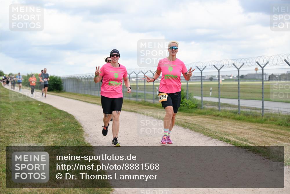 14.09.2025 - Airport Race Dr. Thomas Lammeyer http://msf.ph/oto/8881568 14.09.2025 12:33:20 Laufen 1754 meine-sportfotos.de