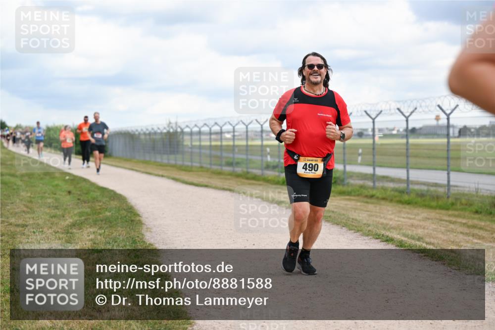 14.09.2025 - Airport Race Dr. Thomas Lammeyer http://msf.ph/oto/8881588 14.09.2025 12:33:23 Laufen 490 meine-sportfotos.de