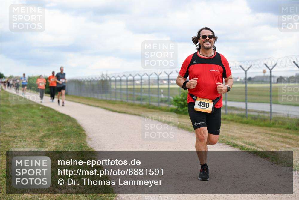 14.09.2025 - Airport Race Dr. Thomas Lammeyer http://msf.ph/oto/8881591 14.09.2025 12:33:23 Laufen 490 meine-sportfotos.de