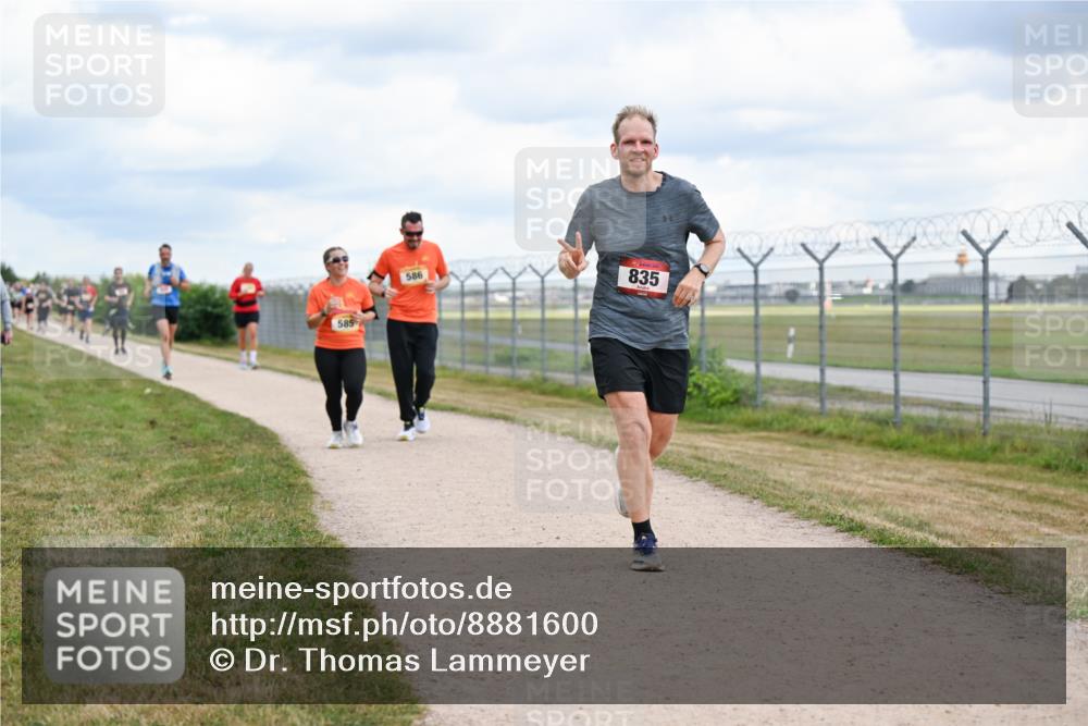 14.09.2025 - Airport Race Dr. Thomas Lammeyer http://msf.ph/oto/8881600 14.09.2025 12:33:30 Laufen 585, 586, 835 meine-sportfotos.de