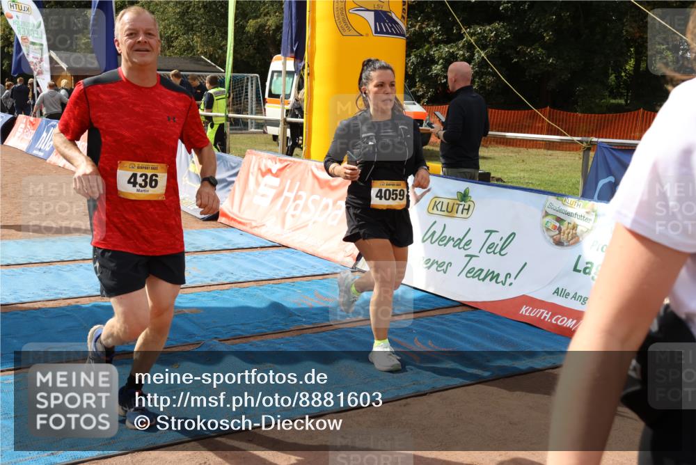 14.09.2025 - Airport Race Strokosch-Dieckow http://msf.ph/oto/8881603 14.09.2025 12:42:43 Ziel 230, 384, 436, 475, 923, 1632, 2017, 2154, 4059, 4107 meine-sportfotos.de