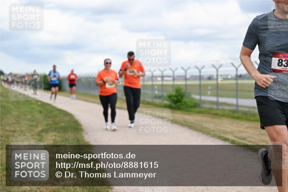 14.09.2025 - Airport Race Dr. Thomas Lammeyer http://msf.ph/oto/8881615 14.09.2025 12:33:32 Laufen 83 meine-sportfotos.de