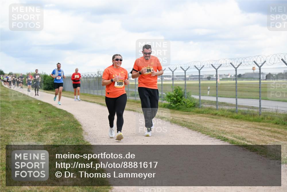 14.09.2025 - Airport Race Dr. Thomas Lammeyer http://msf.ph/oto/8881617 14.09.2025 12:33:32 Laufen 585, 86 meine-sportfotos.de