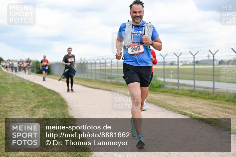 14.09.2025 - Airport Race Dr. Thomas Lammeyer http://msf.ph/oto/8881662 14.09.2025 12:33:40 Laufen 265 meine-sportfotos.de