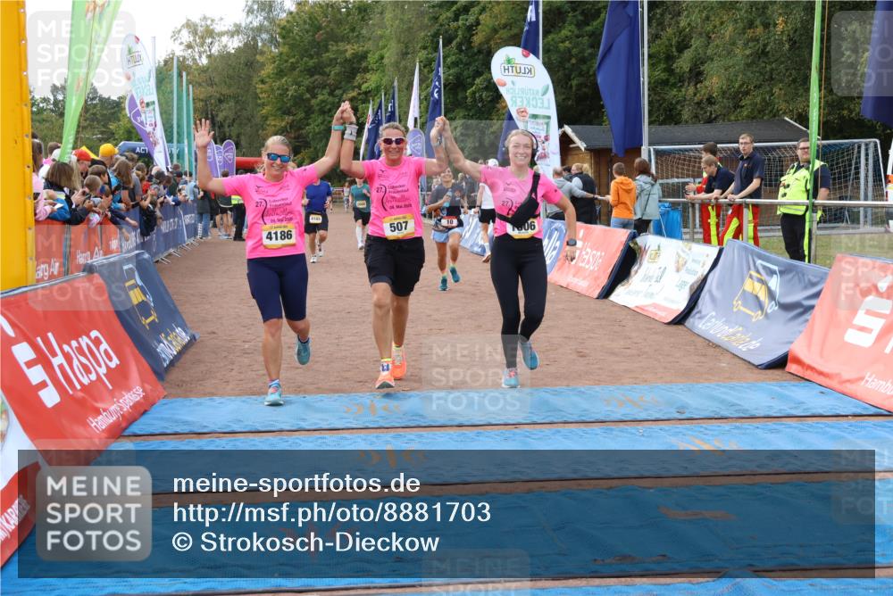 14.09.2025 - Airport Race Strokosch-Dieckow http://msf.ph/oto/8881703 14.09.2025 12:42:59 Ziel 10, 507, 1606, 2000, 4185, 4186 meine-sportfotos.de