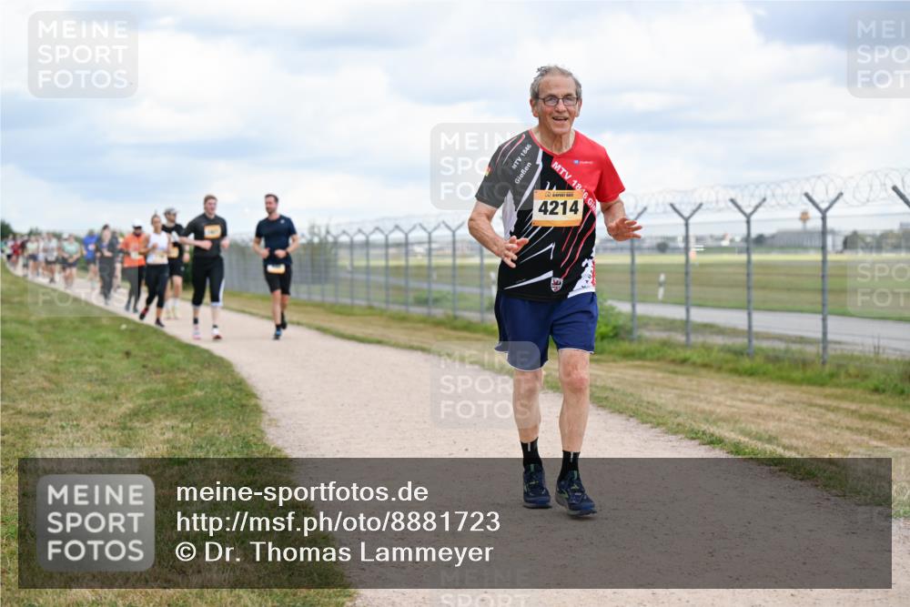 14.09.2025 - Airport Race Dr. Thomas Lammeyer http://msf.ph/oto/8881723 14.09.2025 12:33:51 Laufen 1846, 1840 meine-sportfotos.de
