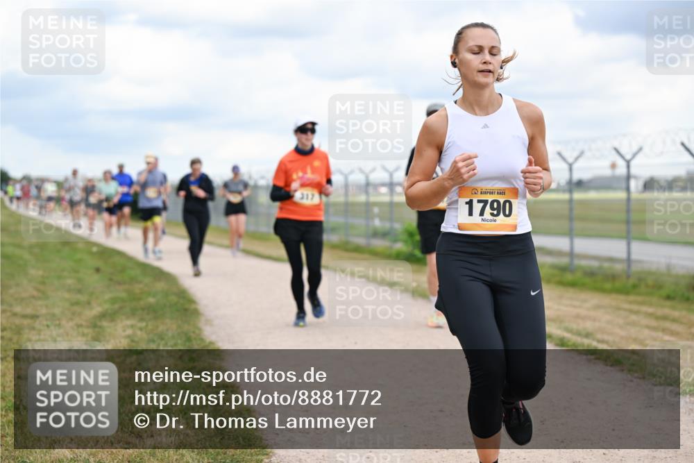 14.09.2025 - Airport Race Dr. Thomas Lammeyer http://msf.ph/oto/8881772 14.09.2025 12:33:59 Laufen 317, 1790 meine-sportfotos.de