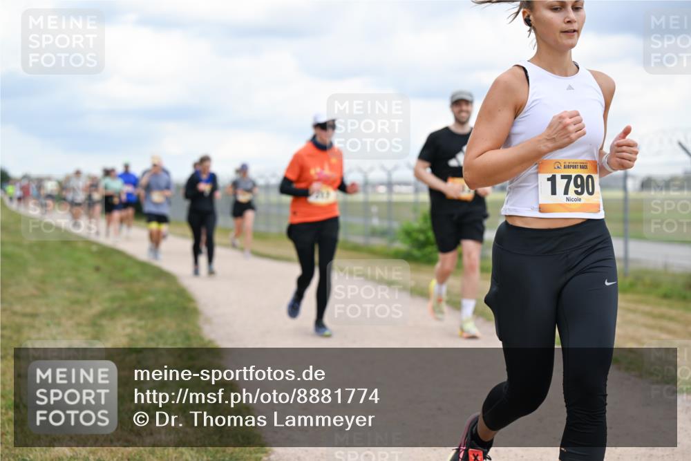 14.09.2025 - Airport Race Dr. Thomas Lammeyer http://msf.ph/oto/8881774 14.09.2025 12:33:59 Laufen 1790 meine-sportfotos.de