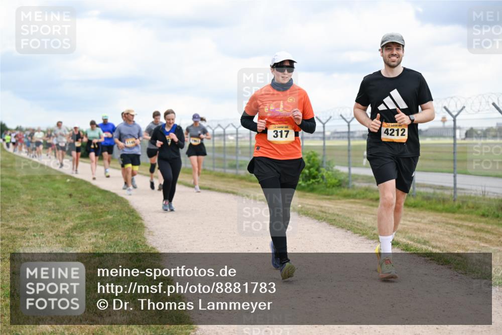 14.09.2025 - Airport Race Dr. Thomas Lammeyer http://msf.ph/oto/8881783 14.09.2025 12:34:00 Laufen 317, 4212 meine-sportfotos.de