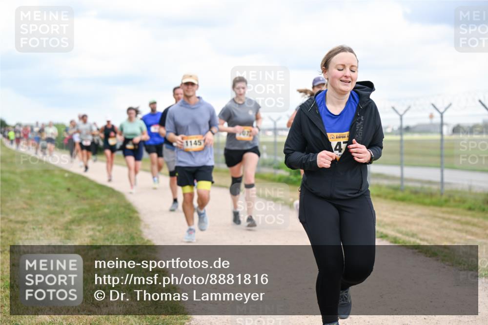 14.09.2025 - Airport Race Dr. Thomas Lammeyer http://msf.ph/oto/8881816 14.09.2025 12:34:04 Laufen 1145, 47 meine-sportfotos.de