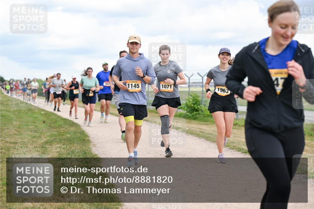 14.09.2025 - Airport Race Dr. Thomas Lammeyer http://msf.ph/oto/8881820 14.09.2025 12:34:04 Laufen 1145, 1071, 1963, 47 meine-sportfotos.de