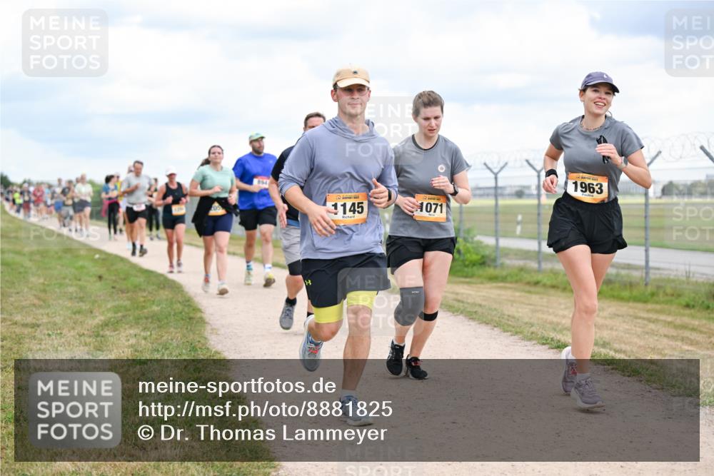 14.09.2025 - Airport Race Dr. Thomas Lammeyer http://msf.ph/oto/8881825 14.09.2025 12:34:05 Laufen 145, 1071, 1963 meine-sportfotos.de