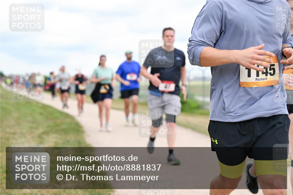 14.09.2025 - Airport Race Dr. Thomas Lammeyer http://msf.ph/oto/8881837 14.09.2025 12:34:06 Laufen 145 meine-sportfotos.de