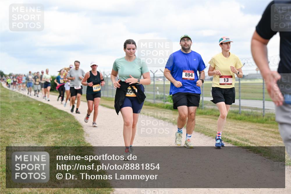 14.09.2025 - Airport Race Dr. Thomas Lammeyer http://msf.ph/oto/8881854 14.09.2025 12:34:08 Laufen 1256, 05, 894, 13 meine-sportfotos.de