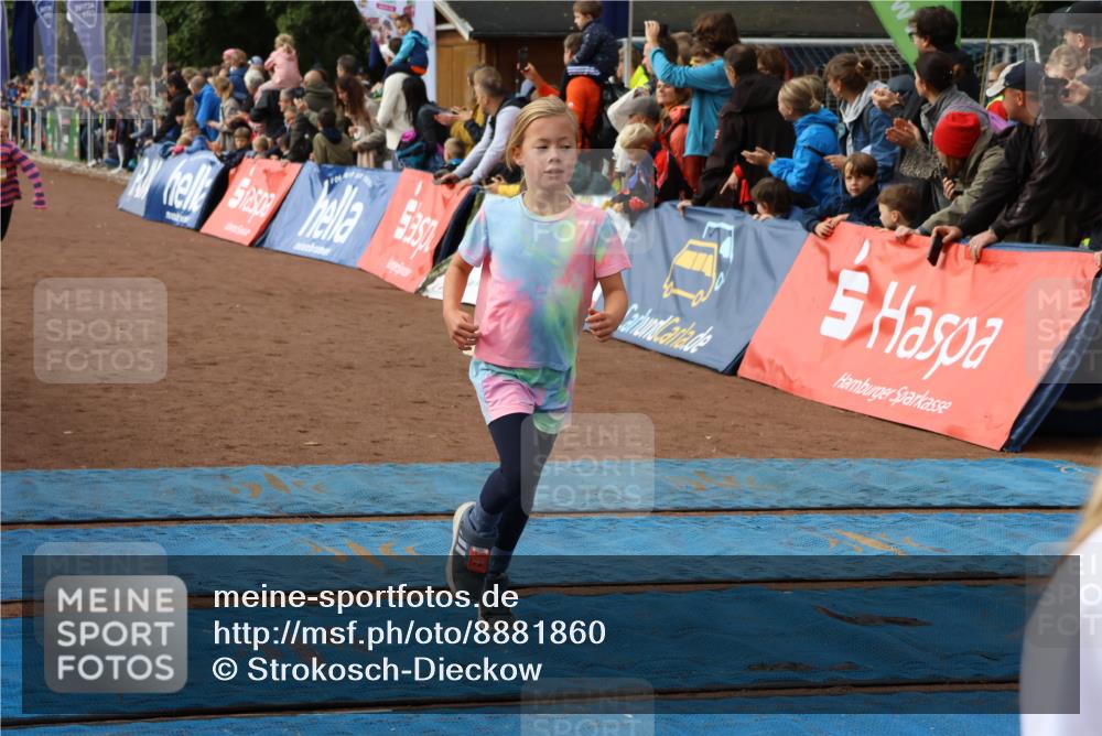 14.09.2025 - Airport Race Strokosch-Dieckow http://msf.ph/oto/8881860 14.09.2025 10:28:08 Ziel 3133, 3136, 3159, 3160, 3226, 3384, 3386, 3497 meine-sportfotos.de