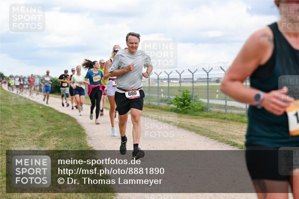 14.09.2025 - Airport Race Dr. Thomas Lammeyer http://msf.ph/oto/8881890 14.09.2025 12:34:12 Laufen 1616, 680 meine-sportfotos.de