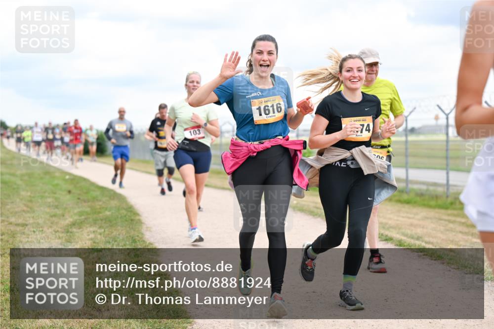 14.09.2025 - Airport Race Dr. Thomas Lammeyer http://msf.ph/oto/8881924 14.09.2025 12:34:16 Laufen 103, 1616, 74 meine-sportfotos.de