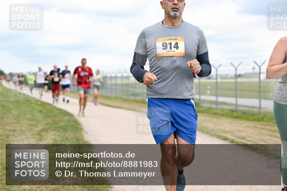 14.09.2025 - Airport Race Dr. Thomas Lammeyer http://msf.ph/oto/8881983 14.09.2025 12:34:23 Laufen 914 meine-sportfotos.de
