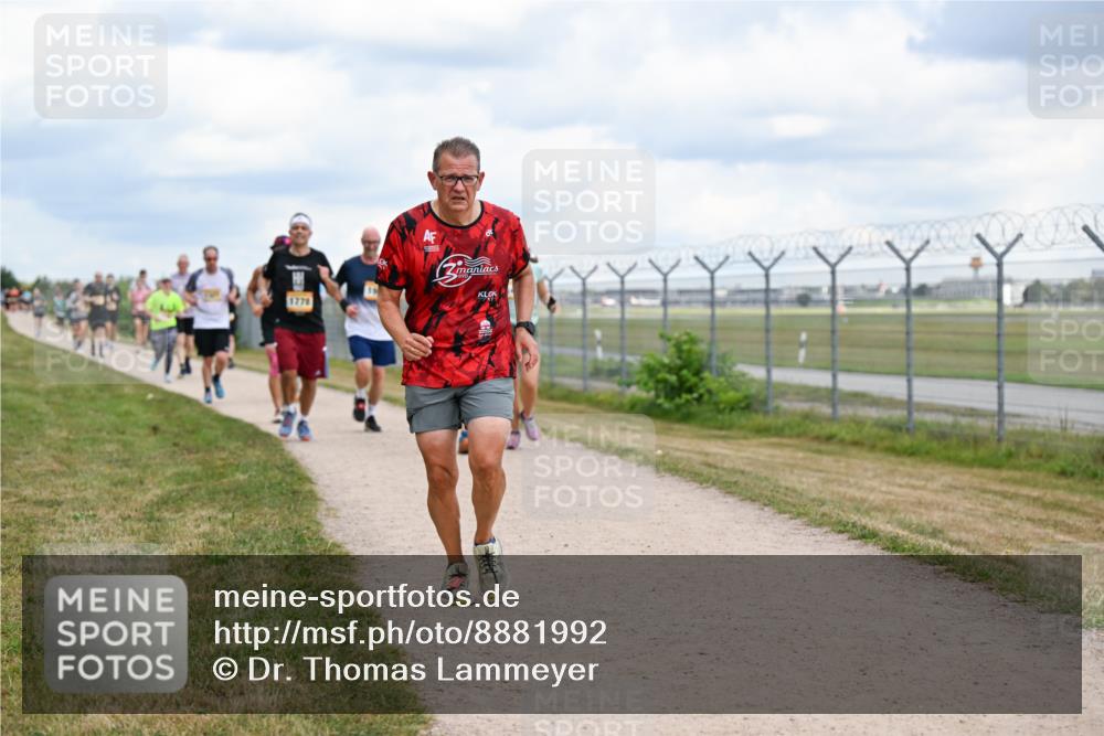 14.09.2025 - Airport Race Dr. Thomas Lammeyer http://msf.ph/oto/8881992 14.09.2025 12:34:26 Laufen 1778 meine-sportfotos.de