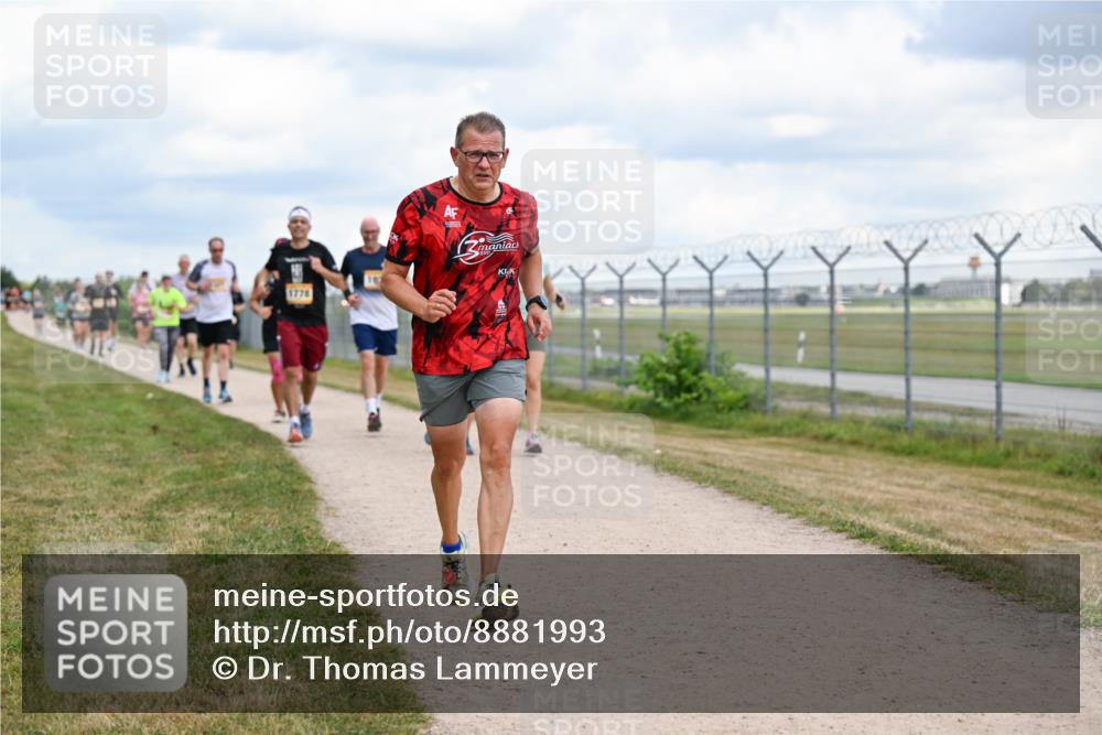 14.09.2025 - Airport Race Dr. Thomas Lammeyer http://msf.ph/oto/8881993 14.09.2025 12:34:26 Laufen 1776 meine-sportfotos.de
